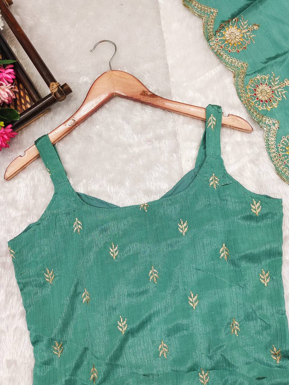 Bell Flower Suit